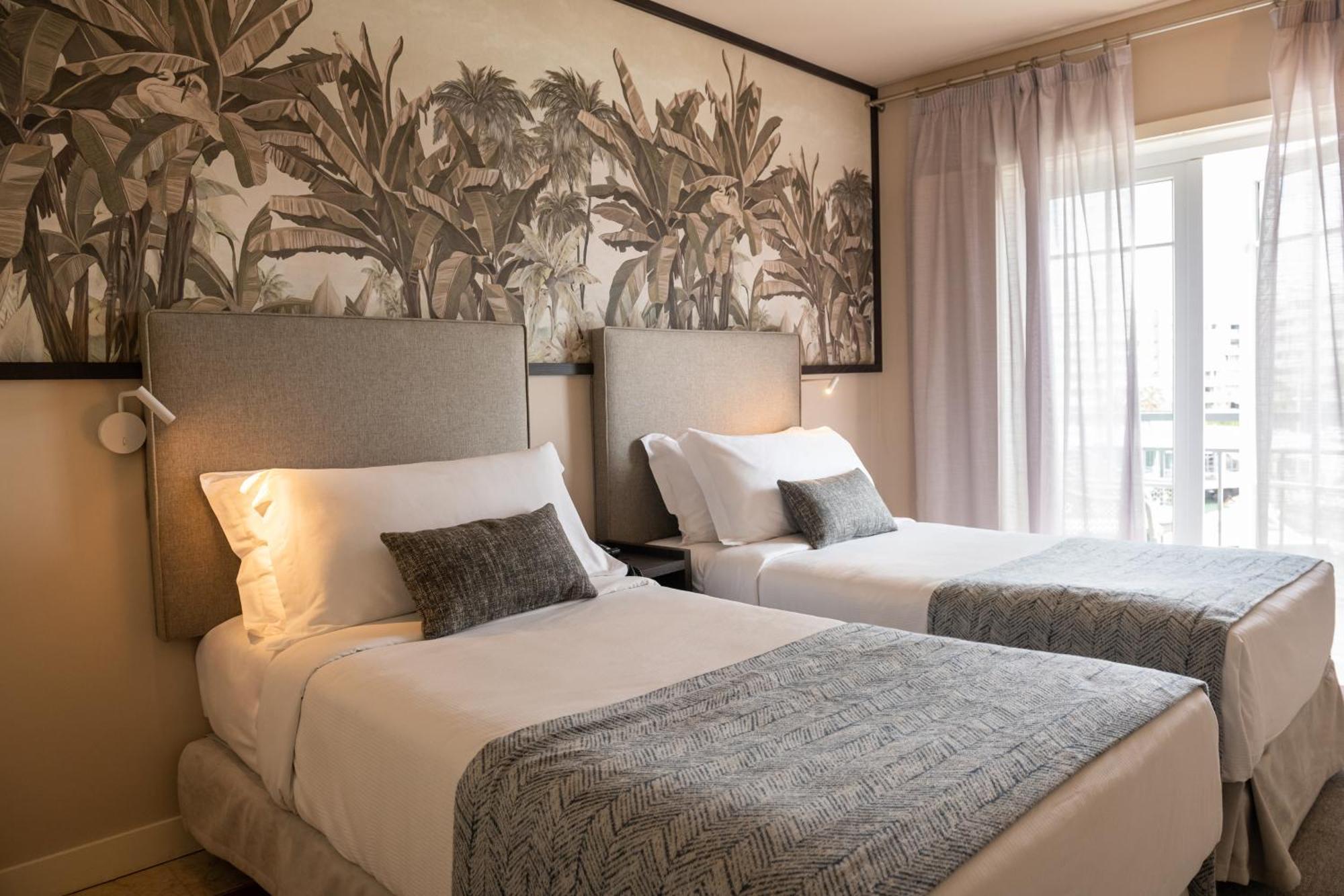 더 레이크 리조트 빌라모라 외부 사진 A bedroom at the hotel